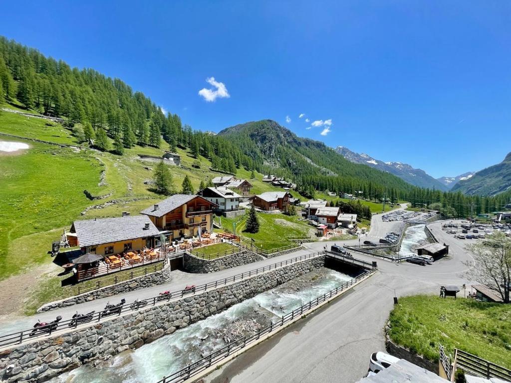 Gressoney-la-Trinité Walsertal Residence מראה חיצוני תמונה